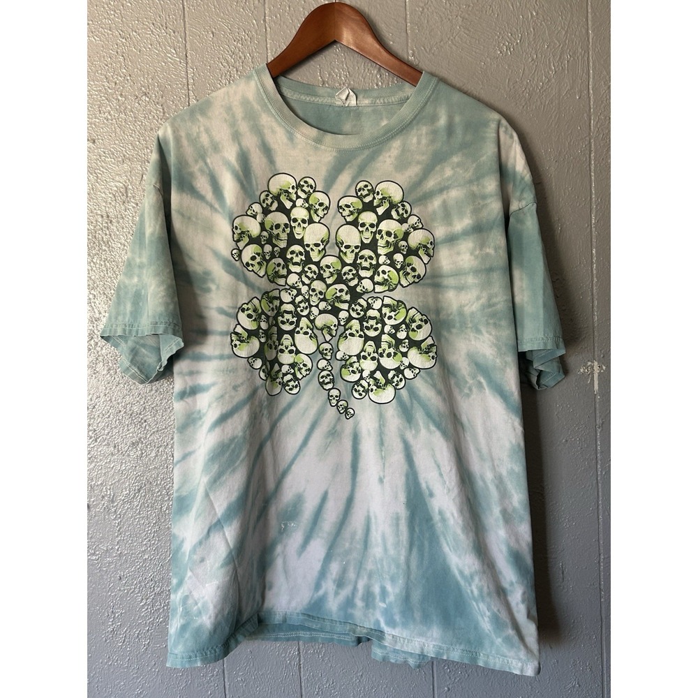 Green Tie Dye Four Leaf Clover Skulls Unisex Size L /XL Skater Grunge Graphic